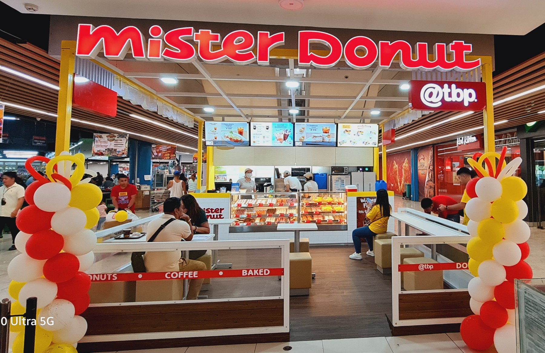 Mister Donut offers 90-day business trial package.